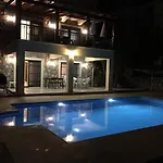 Avilia Villa